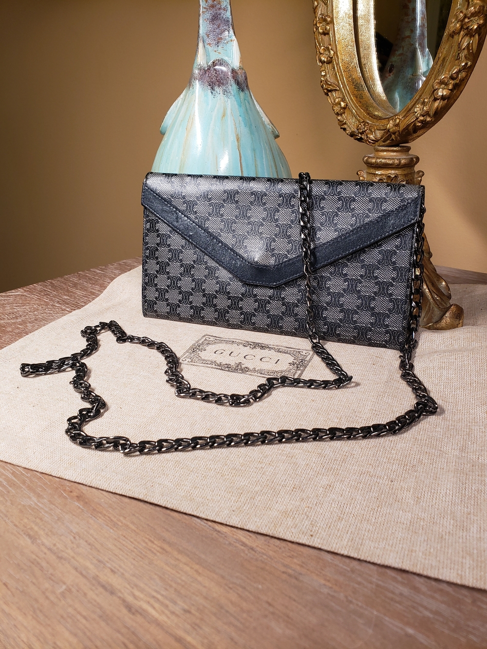 Celine Triomphe Envelope Logo Cluch Wallet w/ Unbranded Chain Crossbody Included - Picture 5 of 9